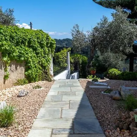 Koukounaraki 1 דירה *