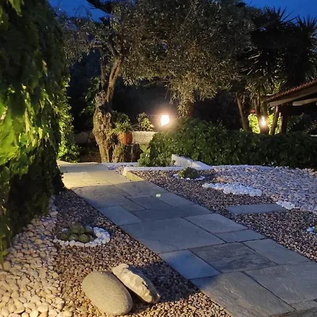 Koukounaraki 1 דירה Moni Evaggelistrias